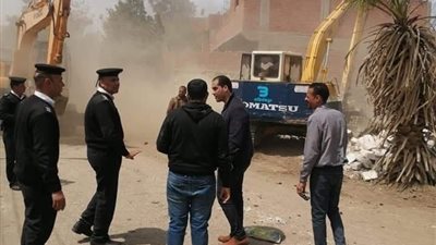 الري: تنفيذ 89 إزالة للتعديات على نهر النيل والترع والمجاري بمحافظتي أسيوط والبحيرة