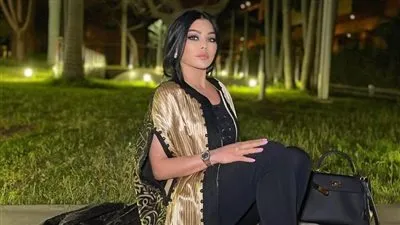 بعباءة رمضانية.. تتألق هيفاء وهبي في أحدث ظهور