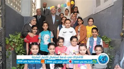 محافظ بني سويف يشارك أطفال دار الأيتام فرحتهم بعيد القيامة (صور)