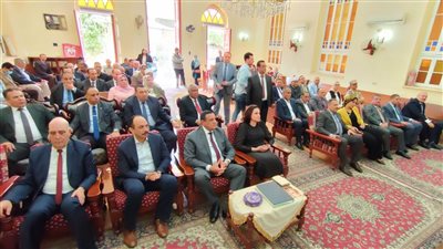 محافظ البحيرة يقدم التهنئة بعيد القيامة بالكنيسة الإنجيلية والكاثوليكية بدمنهور (صور)