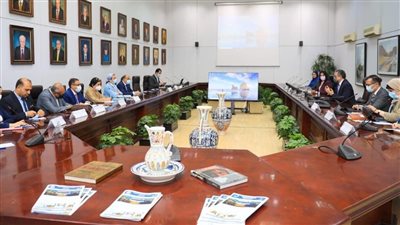 وزراء البيئة والسياحة يناقشون الاستعدادات لاستضافة مصر لمؤتمر لتغير المناخ 