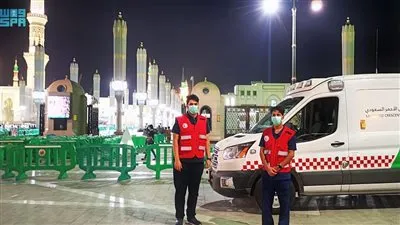 رئيس الهلال الأحمر يلتقي المُتطوِّعين بالمسجد النبوي