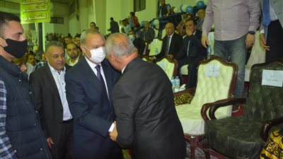 محافظ القليوبية يكرم حفظة القرآن الكريم بمدينة شبرا الخيمة (صور)