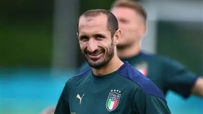 كيليني يعلن موعد اعتزاله الدولي