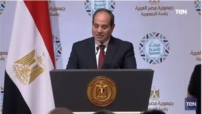 الرئيس السيسي: إزاي تبنوا في نفوس أولادنا إن إحنا نقدر نعمل كل شىء	