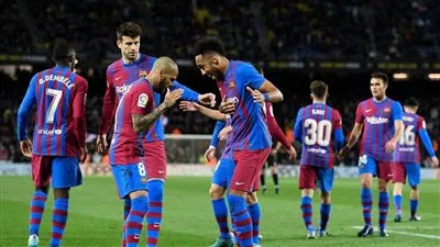 برشلونة يخطط للحفاظ على لاعبه بعقد طويل الأمد