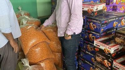 محافظ الدقهلية يحيل 67 محضرا بالمخالفات في مجال المخابز والأسواق للنيابة العامة