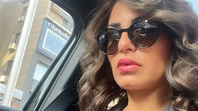 منة فضالي بإطلالة صيفية في أحدث ظهور لها