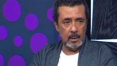 الفنان شريف خيرالله باكيًا: أحمد الحجار كان ملاك ماشي على الأرض