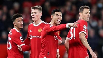 تطور مثير في مستقبل نجمي مانشستر يونايتد