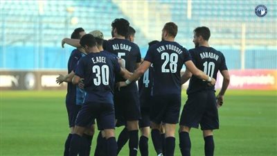 رمضان صبحي يقود تشكيل بيراميدز أمام الجونة في الدوري 