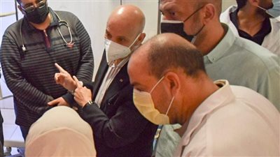 وكيل صحة الشرقية يعاقب طبيبة ومشرفة التمريض بالمركز الطبي بالحسينية لتقاعسهما في العمل