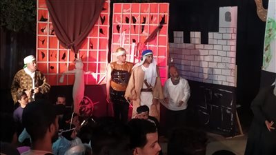 السيرة الهلالية في العرض المسرحي 