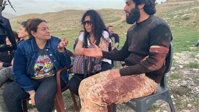 كاملة أبو ذكري عن 