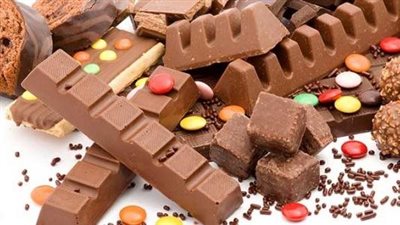 طبيب تغذية: قطعة الحلوى أفضل من كوب عصير (فيديو)