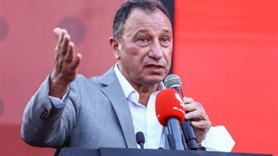 بشكل عاجل.. لجنة التخطيط تُطالب الخطيب بضم أسطورة الأهلي للجهاز الفني