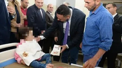 تفاصيل زيارة محافظ الدقهلية ونائبه لدار الأيتام والمستشفى العام عقب صلاة العيد
