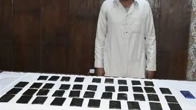 ضبط عامل بحوزته 4 كيلو من مخدر الحشيش فى الصف