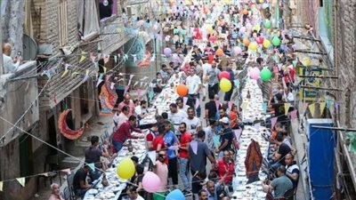 أحد منظمي إفطار المطرية: بدأنا بـ 5 كراسي في 2013 ووصلنا لـ 6 آلاف