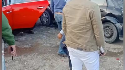 حادث تصادم بين 3 سيارات بطريق كورنيش الإسكندرية