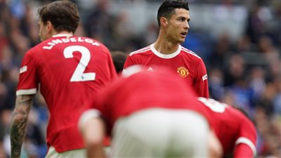 مانشستر يونايتد يسقط بالأربعة أمام برايتون في الدوري الإنجليزي