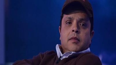 محمد هنيدي ينعى شهداء الجيش بغرب سيناء