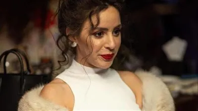 جميلة عوض تشارك الجمهور صورة جديدة بإطلالة صيفية 