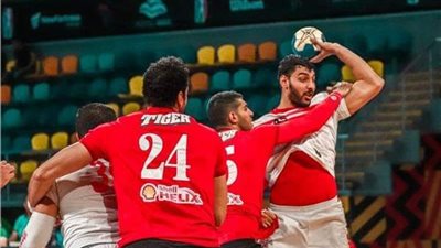 الأهلي يهزم الزمالك ويتوج بطلا لكأس السوبر الإفريقي ويتأهل إلى كأس العالم للأندية لكرة اليد