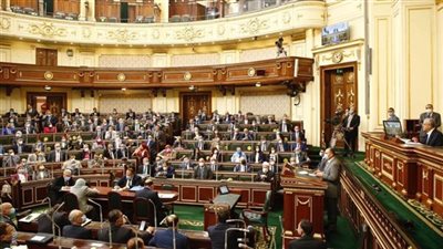 البرلمان يحيل قرارات جمهورية ومشروعات قوانين إلى اللجان النوعية (تفاصيل)