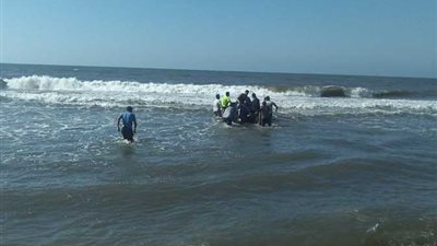 انتشال جثة غريق بشاطئ أبوقير بالإسكندرية