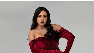 بإطلالة جريئة رانيا يوسف تتألق بالأحمر في أحداث ظهور لها