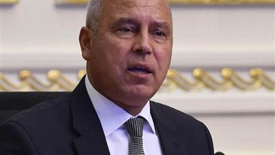 وزير النقل للمصريين: 