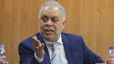 أشرف زكي: اتفقنا مع وزير المالية على عدم إقرار ضرائب على الفنانين في هذه الحالة (فيديو)