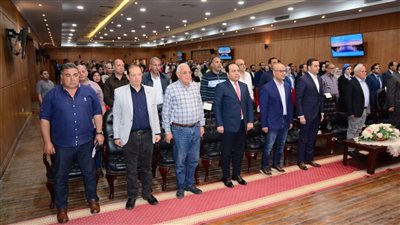 محافظ بورسعيد: الشباب عنصر رئيسي في نجاح المشرعات القومية العملاقة 