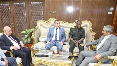 محافظ المنوفية يلتقي مساعد رئيس أركان حرب القوات المسلحة لبحث مستجدات “حياة كريمة”