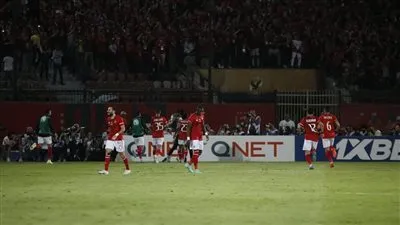  بعثة الأهلي تصل مطار الجزائر استعدادًا لخوض مباراة وفاق سطيف