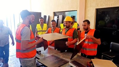 المتعافون من الإدمان يواصلون العمل لتأثيث‪ ‬ثاني مركز لعلاج وتأهيل المرضى (صور)