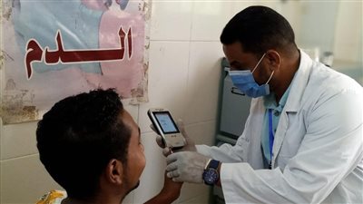 داخل 6 قوافل.. تقديم الخدمات الطبية المجانية لــ 4 آلاف مواطن بسوهاج