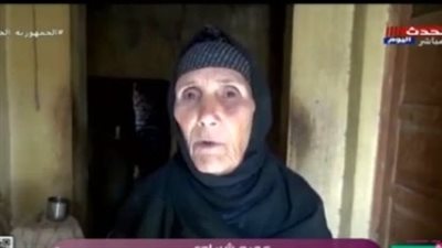 زوج حفيدة الحاجة زينب يكشف تفاصيل سقوطها من القيد واستخراج بطاقة لها (فيديو)