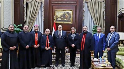 رئيس مجلس الشيوخ يلتقي بطريرك بابل للكلدان الكاثوليك بالعراق