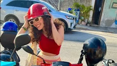 مايان السيد تتألق على الموتوسيكل في أحدث ظهور