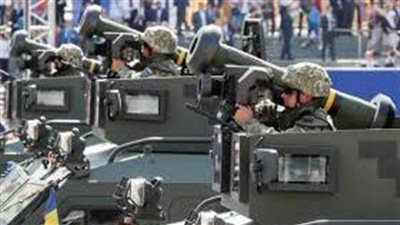 أمريكا تعلن تسليم أوكرانيا أسلحة 89 مدفع 