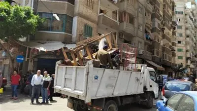 حملات مكبرة على المحلات والإشغالات في شوارع الإسكندرية