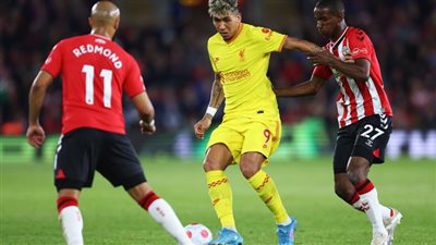ليفربول يقلب تأخره إلى فوز أمام ساوثامبتون ويواصل مزاحمة السيتي على صدارة البريميرليج