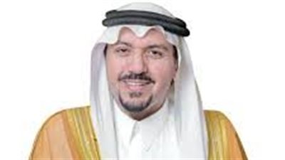 أمير القصيم يشهد حفل جائزة الذكير لتكريم الطلاب المتفوقين