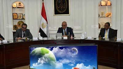 اجتماع هام لوزير الاسكان مع قيادات شركة المقاولين العرب 