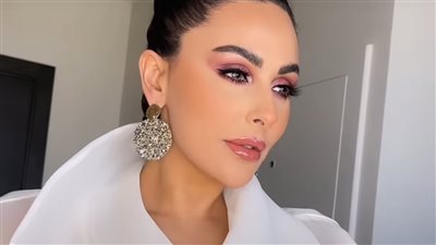 بالأبيض.. ميس حمدان تخطف الأنظار في أحدث ظهور لها