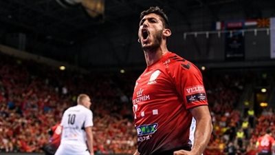 على طريق صلاح.. يحيى خالد على بعد خطوات من دوري أبطال أوروبا لليد