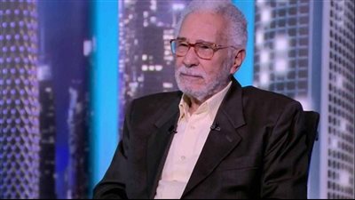 نجل عبد الرحمن أبو زهرة: والدي أعتزل الفن نهائيًا دون رجعة