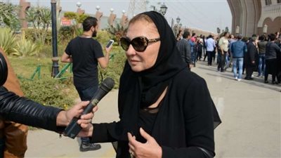 نادية الجندي في وداع سمير صبري: 